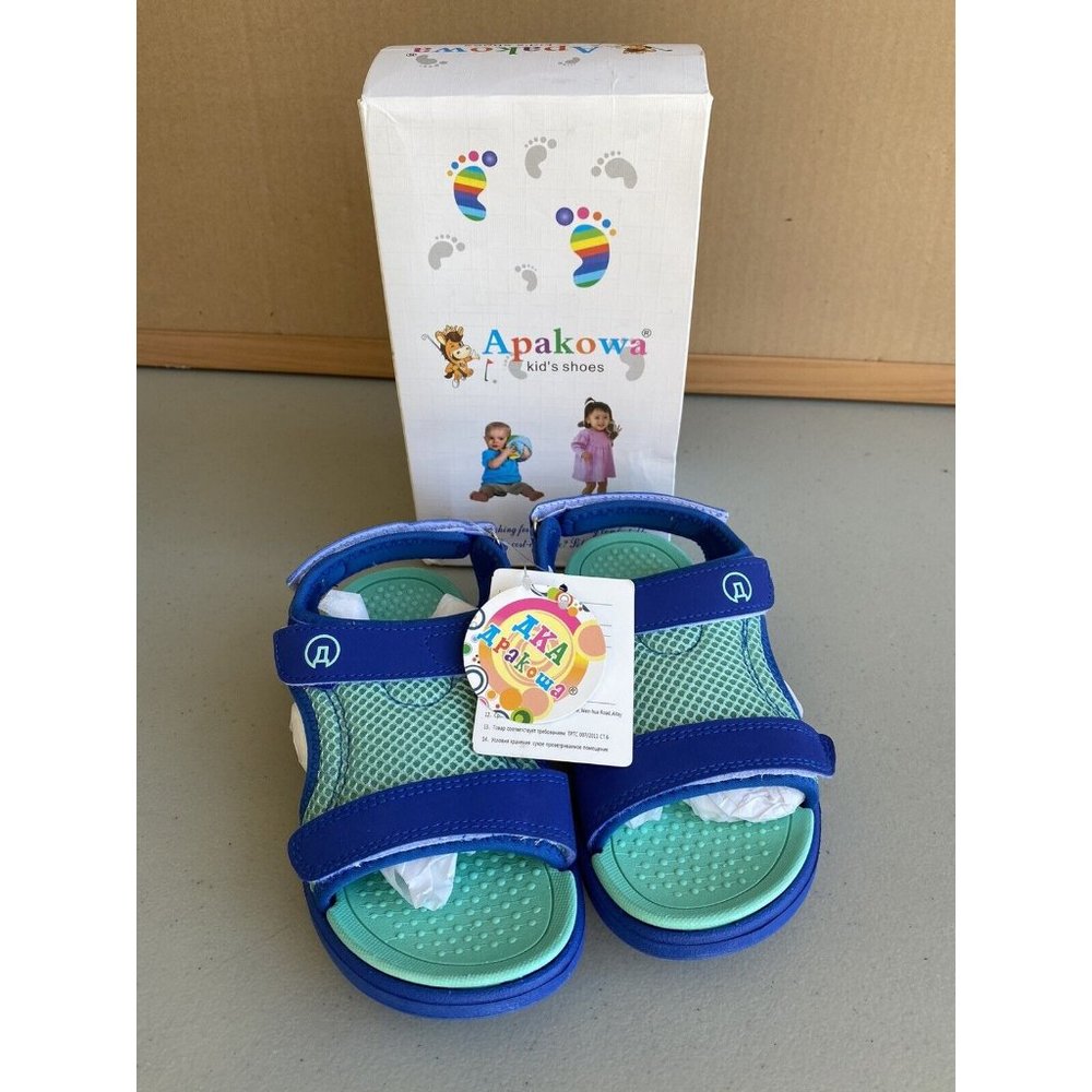 boys blue light weigh sandals with straps size 12 EU 30 New in box